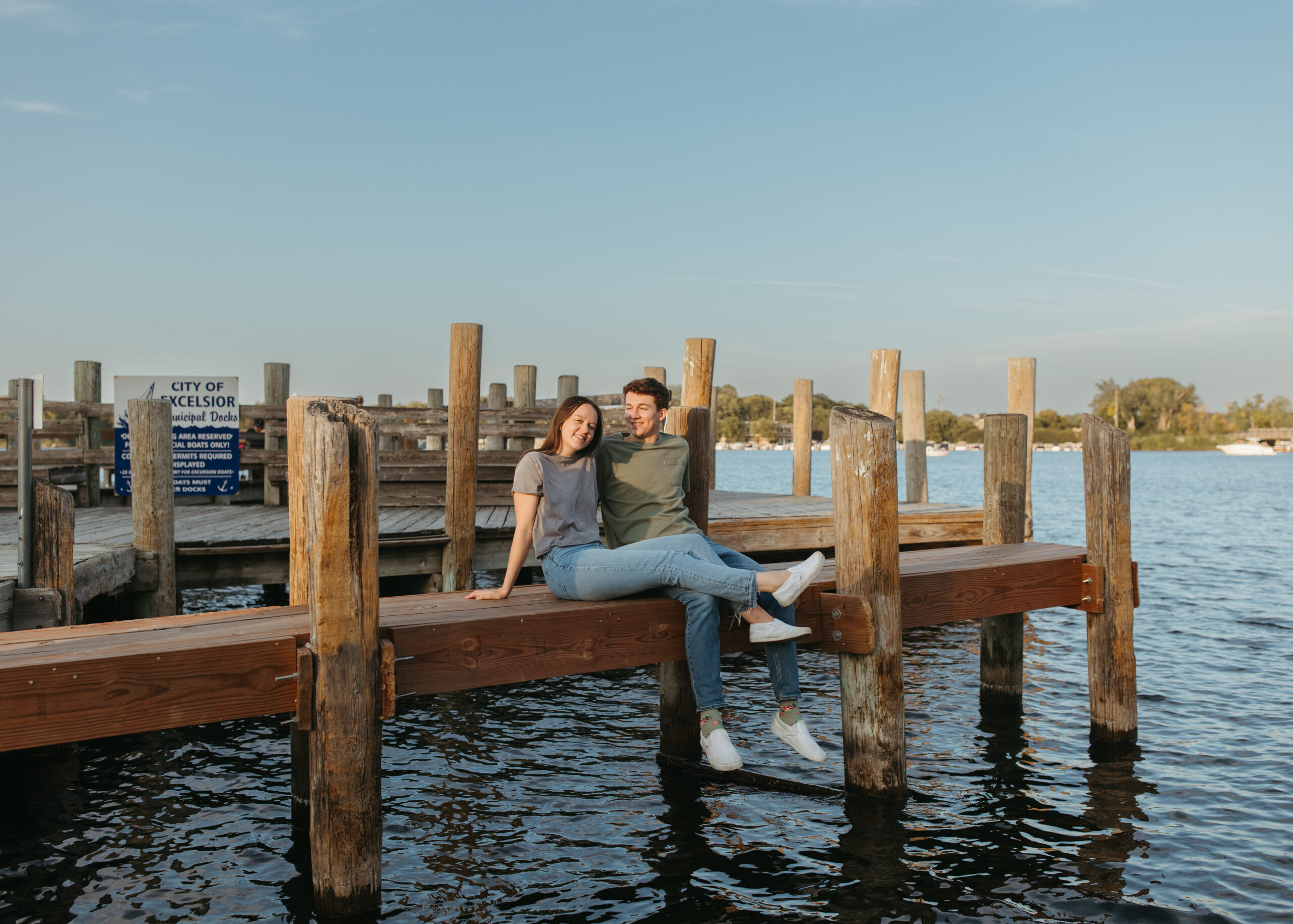 excelsior minnesota engagement session