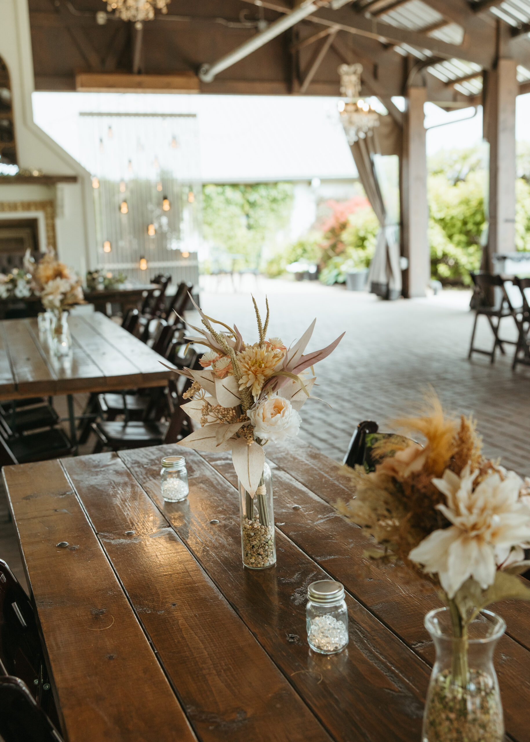 Minnesota wedding planner Head Over Fields Events at a Pepin WI wedding